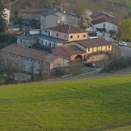 Agriturismo Di Sordiglio Casina ภายนอก รูปภาพ