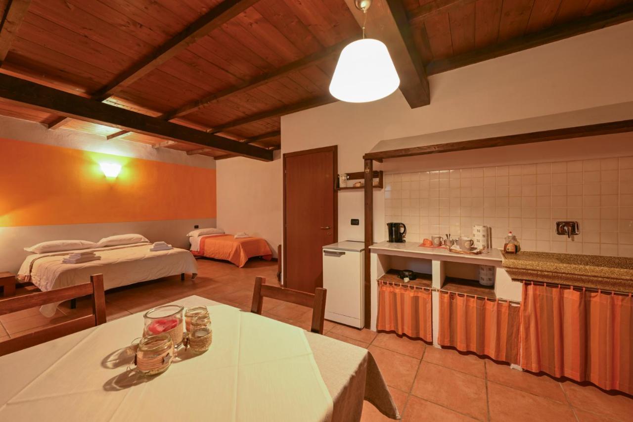 Agriturismo Di Sordiglio Casina ภายนอก รูปภาพ
